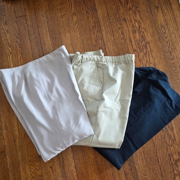 Talbots Soft Surroundings Lands End Petite Pants Lot Size 12P Navy White Khaki - Picture 6 of 10